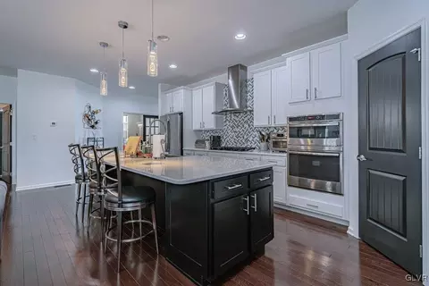 3489 Treeview Dr, Emmaus, PA 18049 photo 13