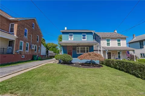 327 Broad St, Emmaus, PA 18049
