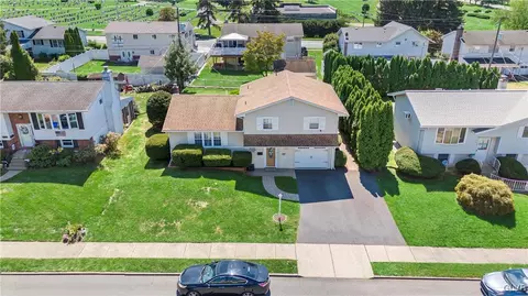 442 Elmhurst Ave, Bethlehem, PA 18017