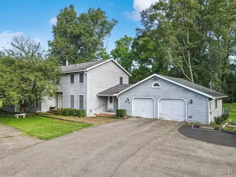 1111 Campbell Ct, Stroudsburg, PA 18360
