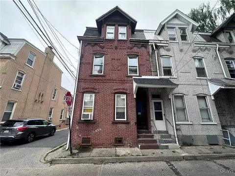 121 N Poplar St, Allentown, PA 18102