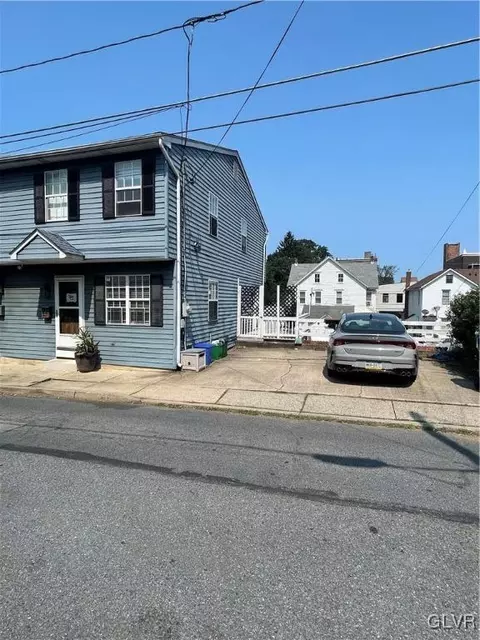 22 W Spruce St, Bethlehem, PA 18018