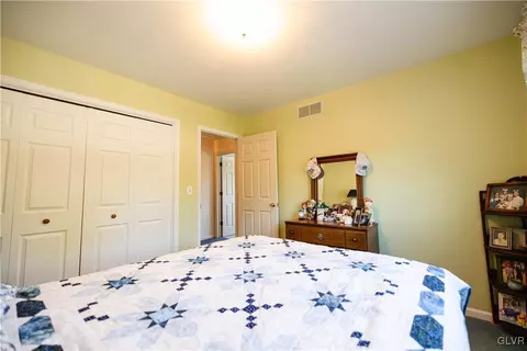 2820 Raspberry Ln, Coplay, PA 18037 photo 19
