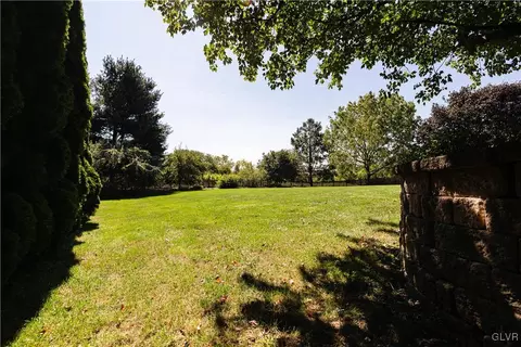 2820 Raspberry Ln, Coplay, PA 18037 photo 38