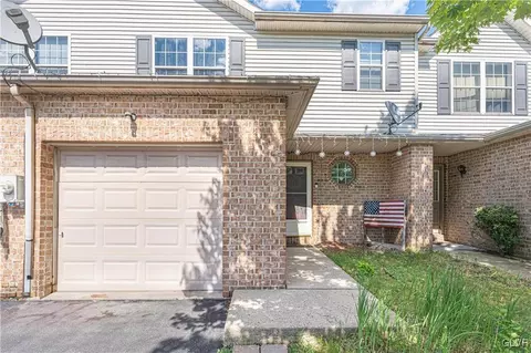 2512 Penns Ridge Blvd, Forks Twp, PA 18040