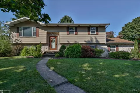 1944 Maria Ln, Allentown, PA 18104