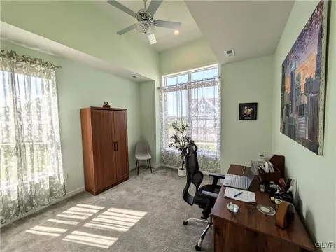 6992 Pine Ln, Bath, PA 18014 photo 8