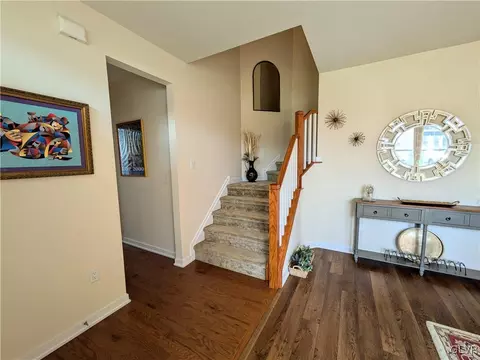 6992 Pine Ln, Bath, PA 18014 photo 4