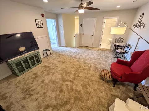 6992 Pine Ln, Bath, PA 18014 photo 23