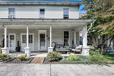 26 North St, Slatington, PA 18080