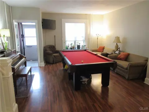 736 E 5th St, Bethlehem, PA 18015 photo 3