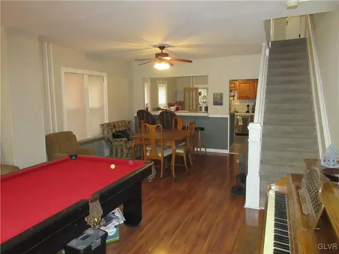 736 E 5th St, Bethlehem, PA 18015 photo 2