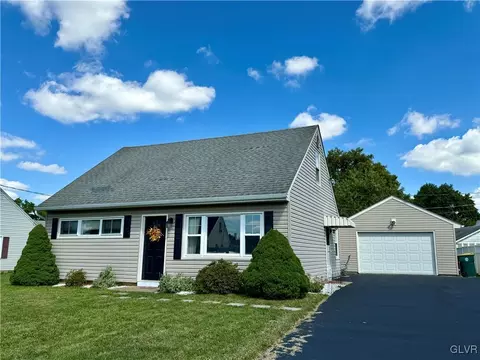 1402 Merion Ave, Palmer Township, PA 18045
