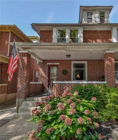 717 6th Ave, Bethlehem, PA 18018
