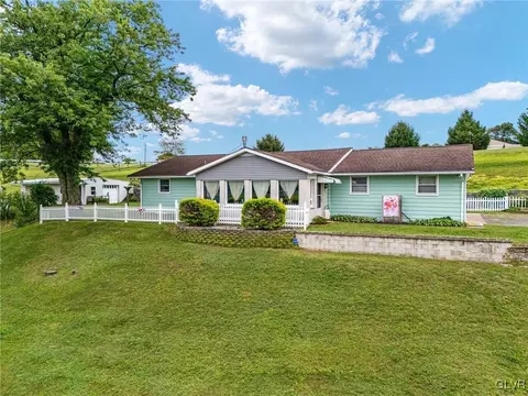 1822 Old Route 22, Lenhartsville, PA 19534