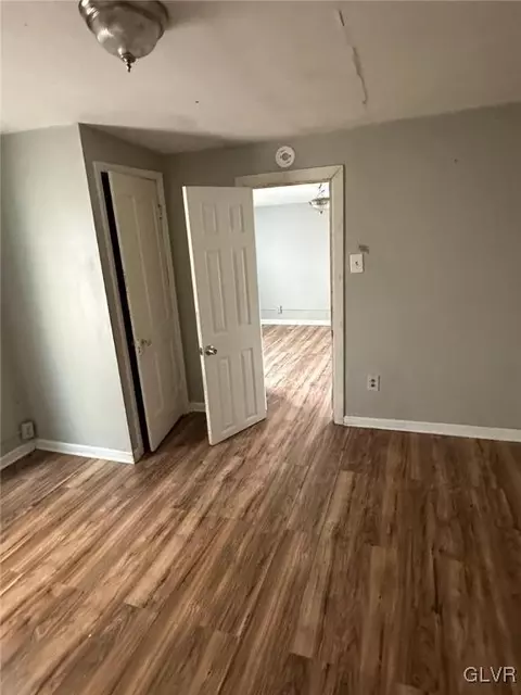 521 E Morton St, Bethlehem, PA 18015 photo 13