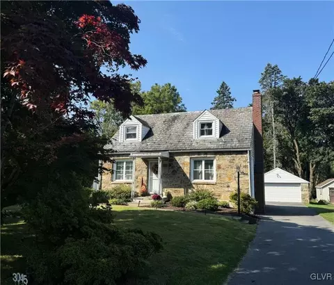 3045 Center St, Bethlehem, PA 18017