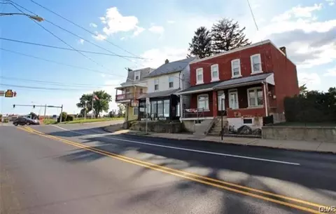 764 3rd St, Whitehall, PA 18052