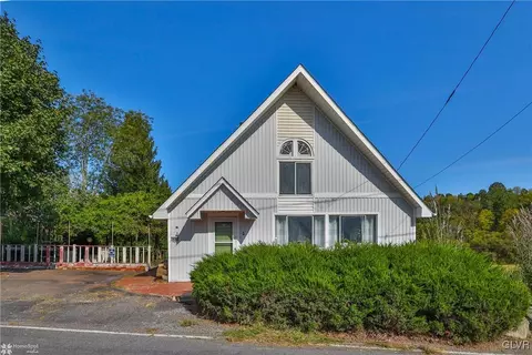 6323 Game Preserve Rd, Schnecksville, PA 18078