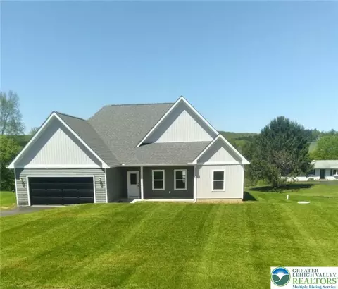 123 Robin Ln, Kunkletown, PA 18058