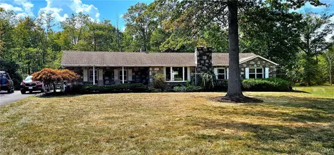 934 Bent Rd, Hatfield, PA 19440