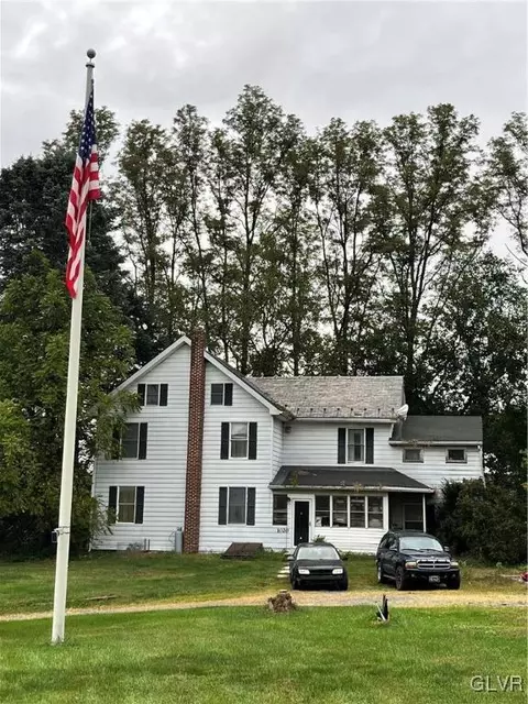 1020 Riverview Dr, Walnutport, PA 18088