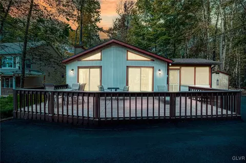 115 Maxatawny Dr, Coolbaugh Twp, PA 18347