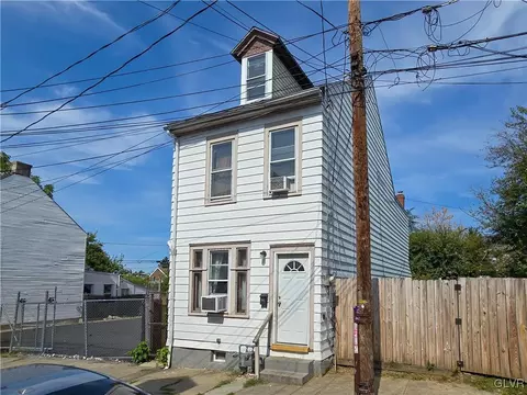 175 W Pine St, Allentown, PA 18102