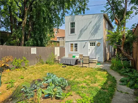 435 N Hall St, Allentown, PA 18102