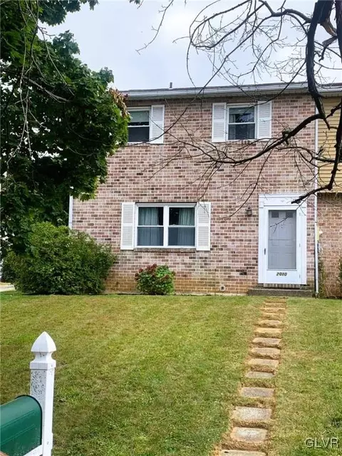 2010 Columbia St, Allentown, PA 18104