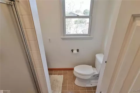 541 Goepp Cir, Bethlehem, PA 18018 photo 16