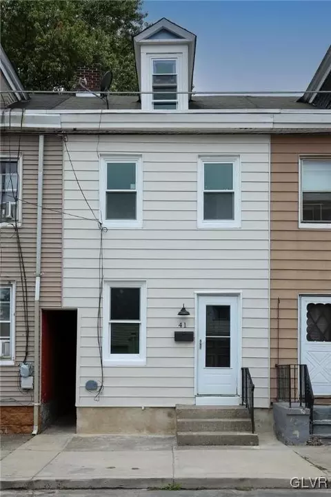 41 S 11th St, Easton, PA 18042