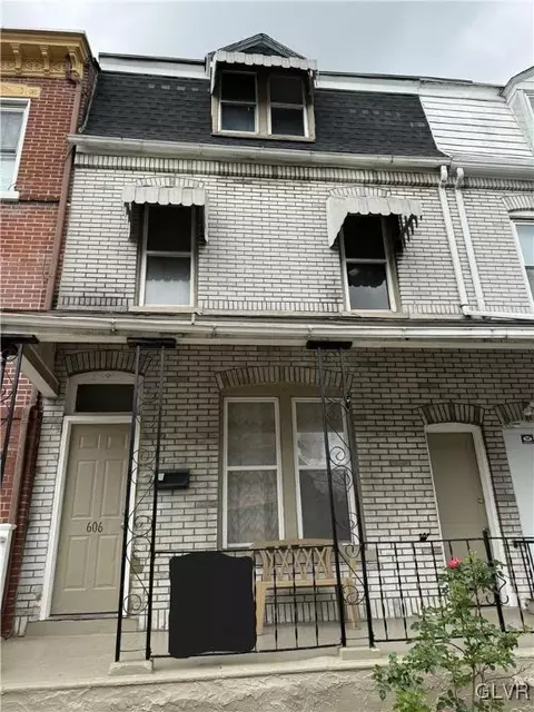 606 S 5th St, Allentown, PA 18103