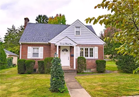 2039 Montgomery St, Bethlehem, PA 18017