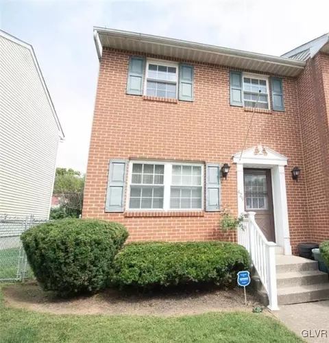 429 S St George St, Allentown, PA 18104