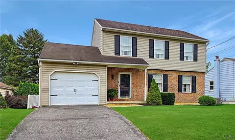 1928 Brown St, Allentown, PA 18104