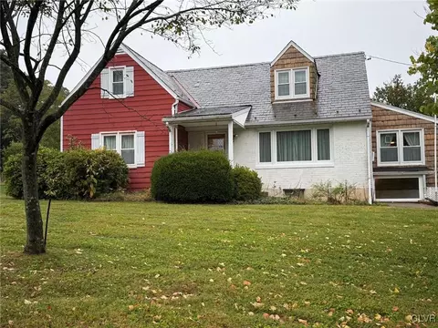 2849 Green Pond Rd, Palmer Township, PA 18045