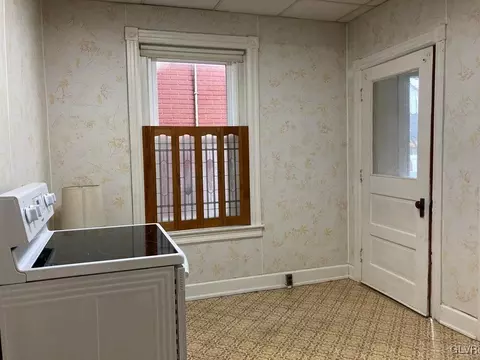 424 E Locust, Bethlehem, PA 18018 photo 10