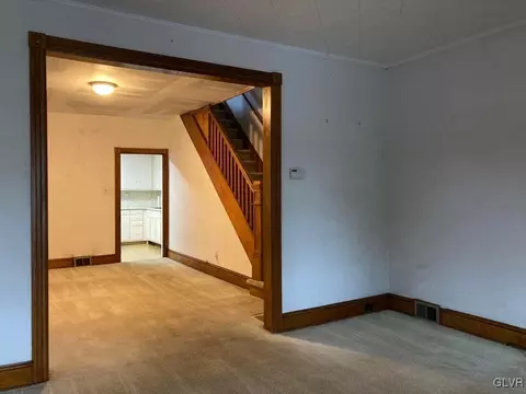 424 E Locust, Bethlehem, PA 18018 photo 7