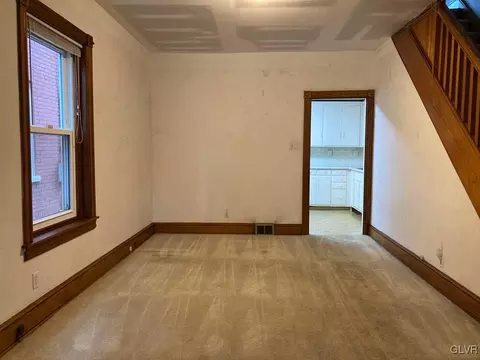 424 E Locust, Bethlehem, PA 18018 photo 8