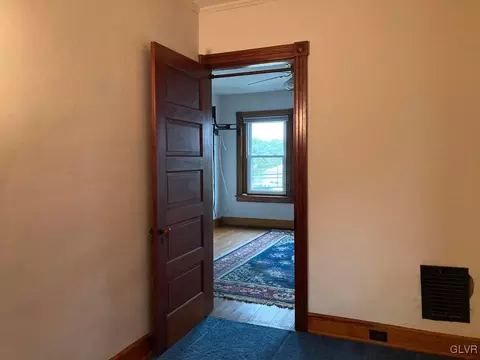 424 E Locust, Bethlehem, PA 18018 photo 18
