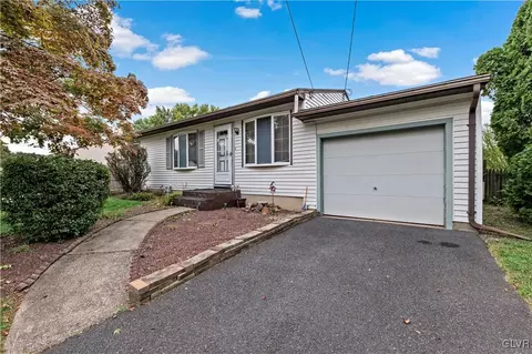 1334 Ridge Trl, Forks Twp, PA 18040