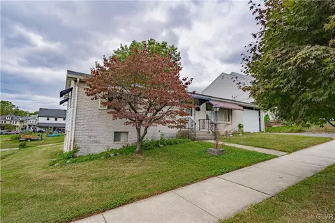 241 8th Ave, Bethlehem, PA 18018