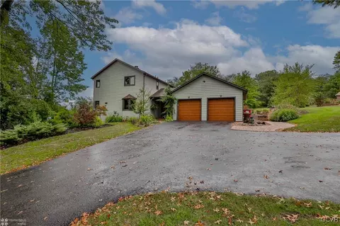 3351 Hope Dr, Emmaus, PA 18049