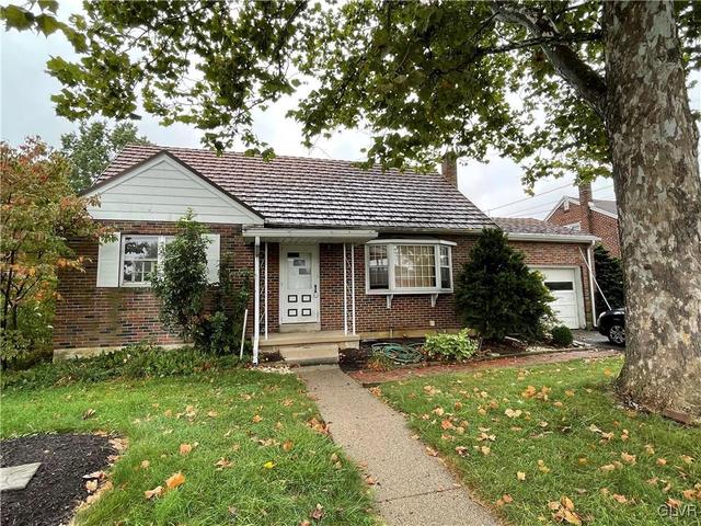 526 Franklin St, Emmaus, PA 18049