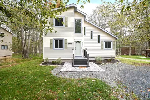2139 Rosemont Dr, Coolbaugh Twp, PA 18466