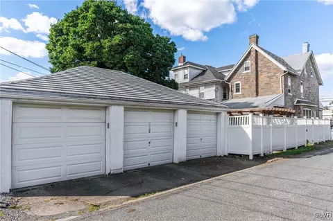 438 E Locust St, Bethlehem, PA 18018 photo 32