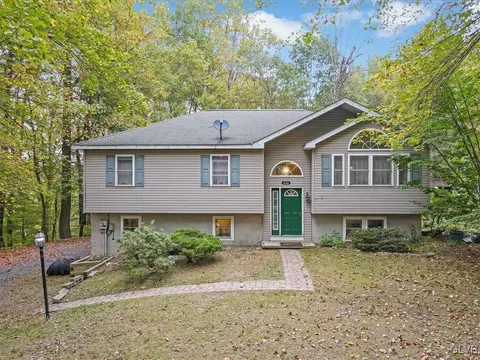 850 Keene Way, Stroudsburg, PA 18360