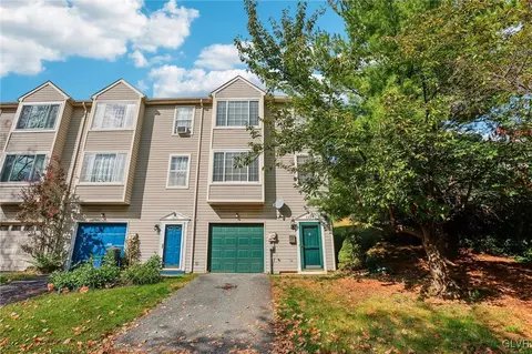 1236 Stanford Rd, Bethlehem, PA 18018