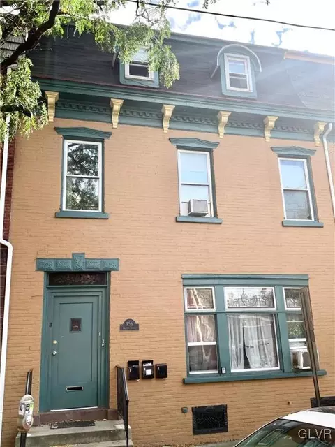 956 Walnut St, Allentown, PA 18102